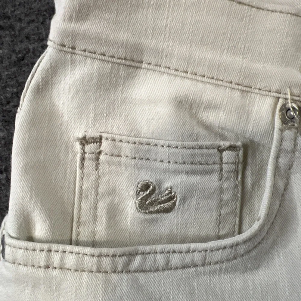 EUC! Gloria Vanderbilt Size Missy 10 Ivory‎ Stretch